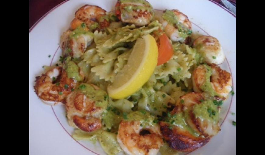Auberge de La Vallée-Plat farfalle au pesto et crevette SIM