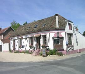 Restaurant Au Plaisir des Mets_extérieur < Bruyères-et-Montbérault < Aisne < Picardie